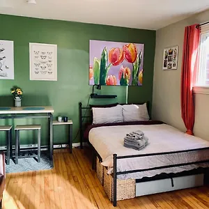255 Comfy Studio, Location, Parking Halifax