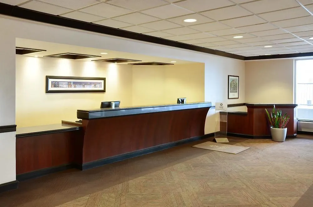 Four Points By Sheraton Halifax Hotel