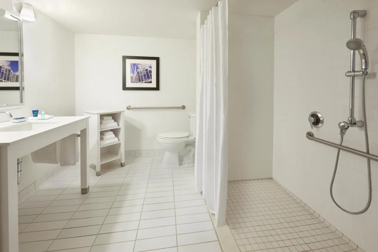 Four Points By Sheraton Halifax 4*,