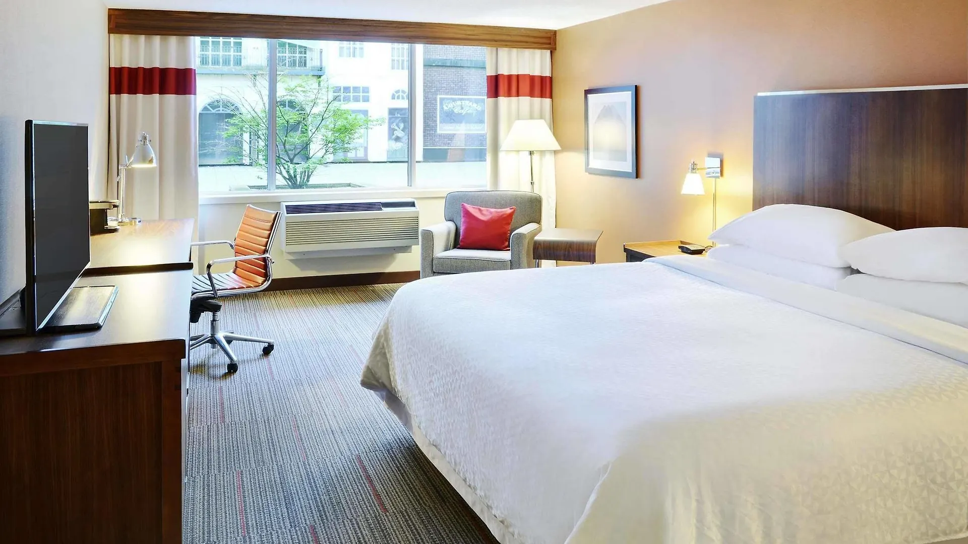 Four Points By Sheraton Halifax 4*,  Canada