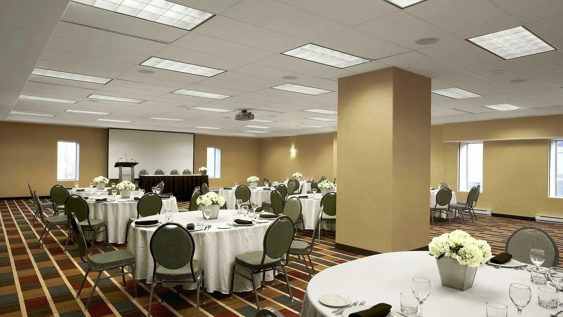 Hotel Four Points By Sheraton Halifax